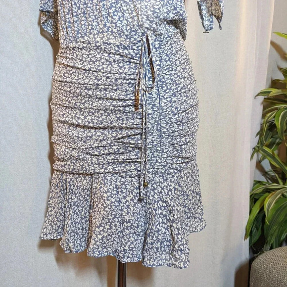Veronica Beard Mini Dress 100% Silk Dakota Floral Blue Ruched  Size 2 - Picture 4 of 14